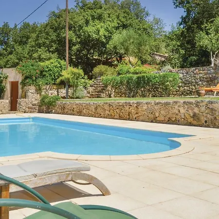 Four Bedroom Holiday In Ville Di Paraso * Casta