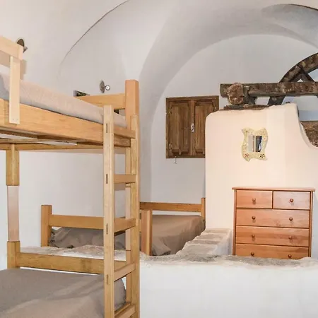 Four Bedroom Holiday In Ville Di Paraso